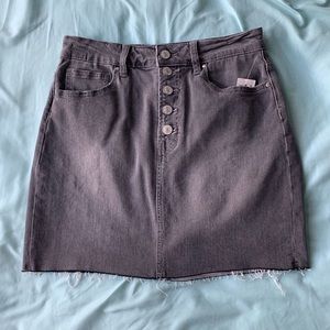 Pacsun Faded black denim skirt size 26